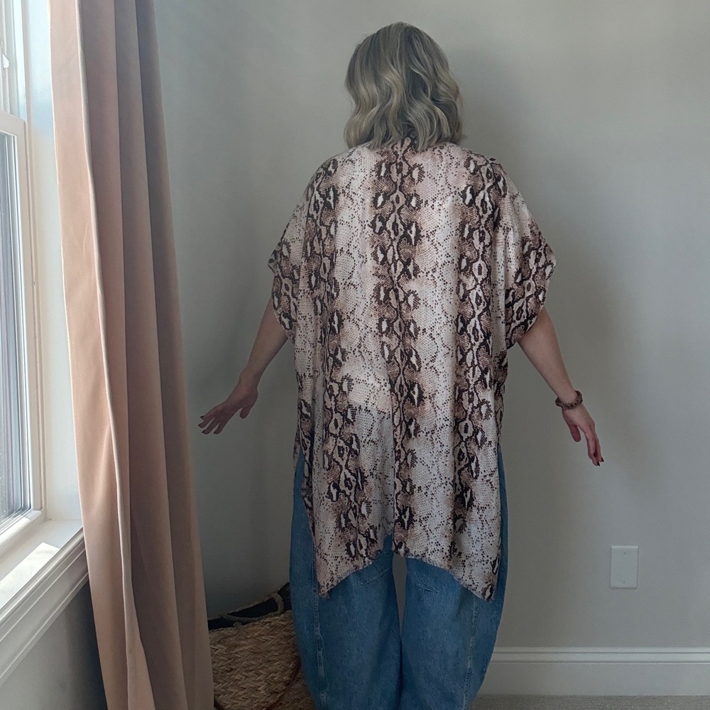 Snake Print Kimono Cardigan - Picture 2 of 3